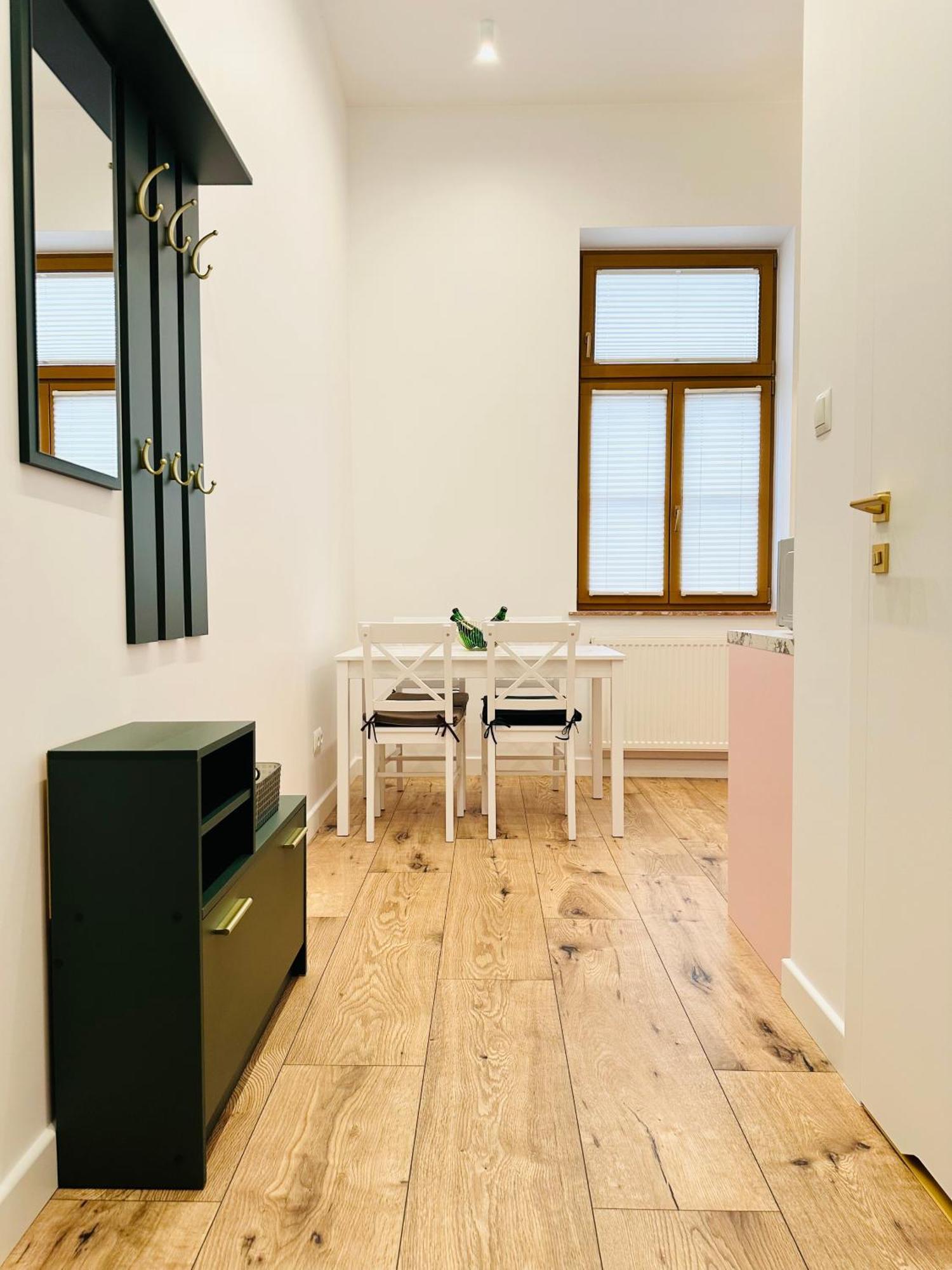 Apartmán Kamienica Gwiazda - Centrum Miasta, Parking Gratis *