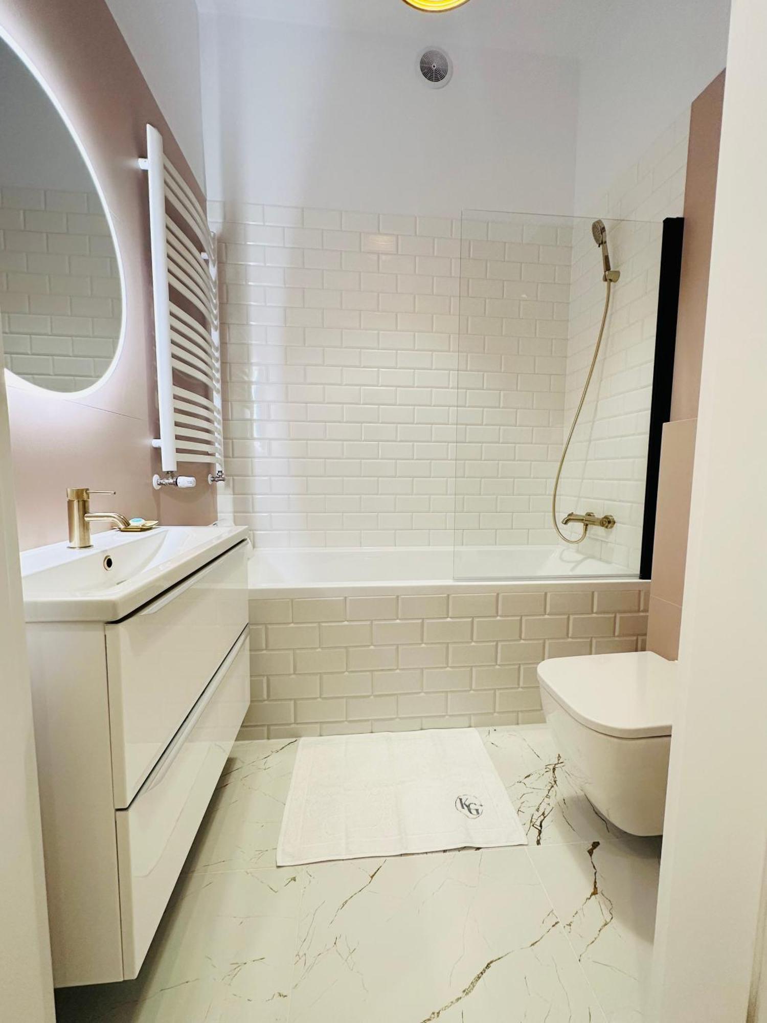 Apartmán Kamienica Gwiazda - Centrum Miasta, Parking Gratis Krynica Zdroj